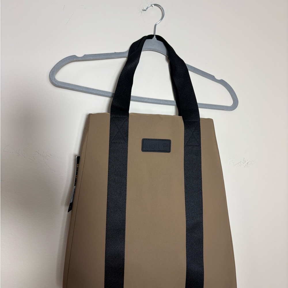 NWT LOLE Beige and Black Unisex Tote Bag with Shoulder Strap and Zip Bag - Picture 2 of 12